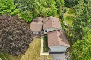 710 Greenbriar Ln, Lindenhurst, IL 60046 - Photo 41