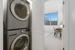 123 S Green St, Chicago, IL 60607 - Photo 21