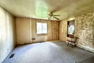 615 S Central St, Gilman, IL 60938 - Photo 9