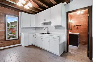 319 Wabash St, Elgin, IL 60123 - Photo 5