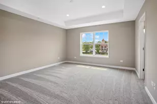 276 Masters Dr, Addison, IL 60101 - Photo 9