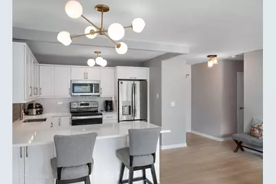 [Address not provided], Chicago, IL 60610 - Photo 7