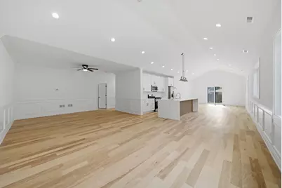 10718 S Worth Avenue, Worth, IL 60482 - Photo 7