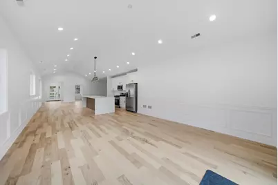 10718 S Worth Avenue, Worth, IL 60482 - Photo 11