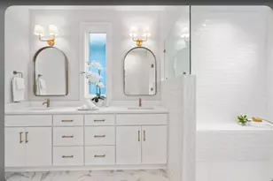 535 N Lockard Ln, Highwood, IL 60040 - Photo 7