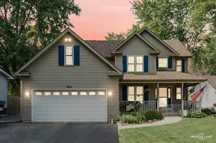 925 Suzy St, Lake Holiday, IL 60548 - Photo 1