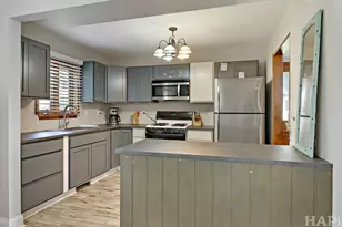 215 S Northwest Hwy, Cary, IL 60013 - Photo 11