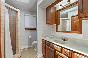 215 S Northwest Hwy, Cary, IL 60013 - Photo 29