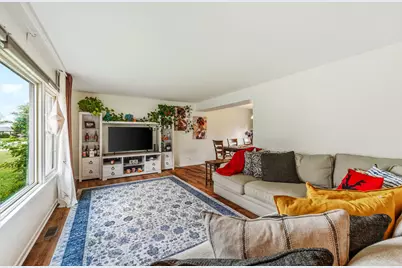 910 Lonsdale Road, Elk Grove Village, IL 60007 - Photo 3