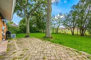 910 Lonsdale Rd, Elk Grove Village, IL 60007 - Photo 21