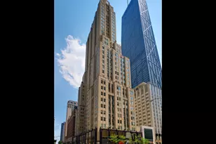 159 E Walton Pl, Chicago, IL 60611 - Photo 1