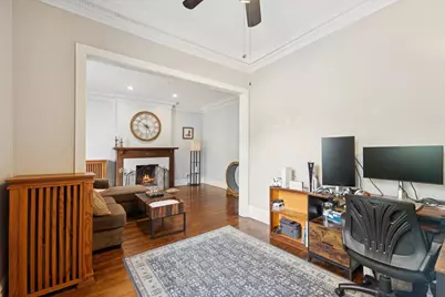 523 W Belmont Avenue #2E, Chicago, IL 60657 - Photo 9