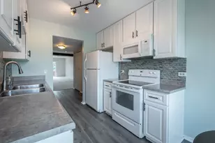 1721 Northfield Square, Northfield, IL 60093 - Photo 9