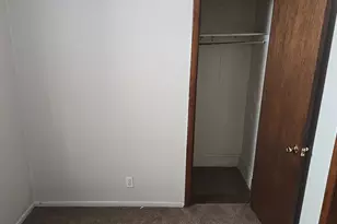 13550 S Burley Ave, Chicago, IL 60633 - Photo 7