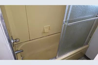 13550 S Burley Avenue, Chicago, IL 60633 - Photo 11