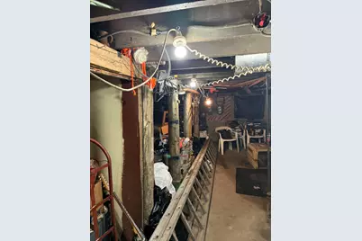 8750 S Exchange Avenue, Chicago, IL 60617 - Photo 11