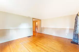 415 S Essex St, Leland, IL 60531 - Photo 11