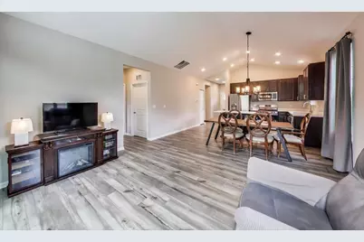 1101 Black Cherry Drive, Crystal Lake, IL 60012 - Photo 9