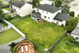 3835 Huntington Blvd, Hoffman Estates, IL 60192 - Photo 31