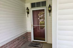 16613 Buckner Pond Wy, Crest Hill, IL 60403 - Photo 3