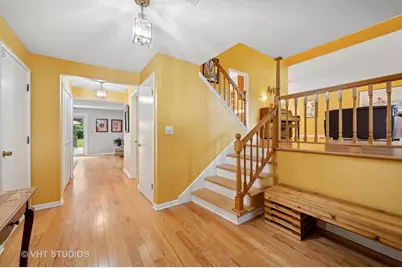 1239 Cambridge Court, Highland Park, IL 60035 - Photo 3