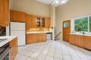 1239 Cambridge Ct, Highland Park, IL 60035 - Photo 13