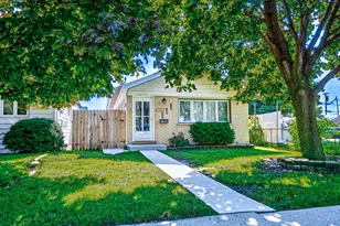 7707 Mobile Ave, Burbank, IL 60459 - Photo 3