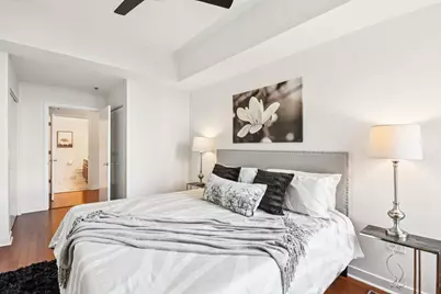 6000 N Cicero Avenue #410, Chicago, IL 60646 - Photo 17