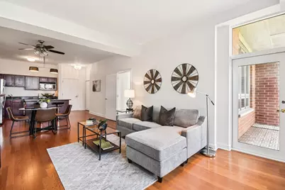 6000 N Cicero Avenue #410, Chicago, IL 60646 - Photo 3