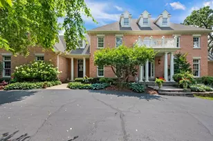 6418 Carrie Ct, Crystal Lake, IL 60014 - Photo 3