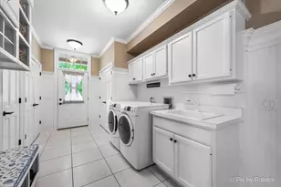 6418 Carrie Ct, Crystal Lake, IL 60014 - Photo 19