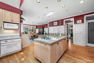 6418 Carrie Ct, Crystal Lake, IL 60014 - Photo 17