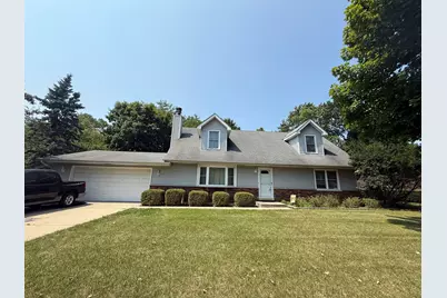 242 Thompson Avenue, Winthrop Harbor, IL 60096 - Photo 1