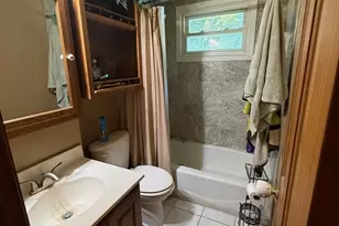 242 Thompson Ave, Winthrop Harbor, IL 60096 - Photo 3