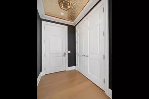 451 E Grand Ave, Chicago, IL 60611 - Photo 27