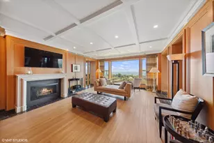 2120 N Lincoln Park W, Chicago, IL 60614 - Photo 3