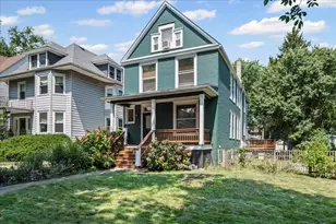 1842 W Greenleaf Ave, Chicago, IL 60626 - Photo 1