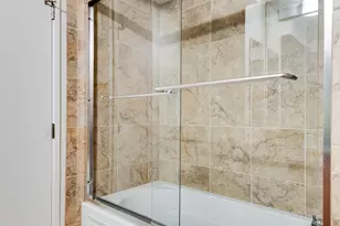 9725 Woods Dr, Skokie, IL 60077 - Photo 15