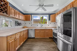 2925 N 74th Ct, Elmwood Park, IL 60707 - Photo 7