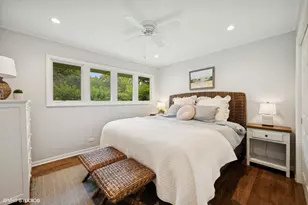 240 Riverside Dr, Northfield, IL 60093 - Photo 27