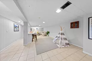 240 Riverside Dr, Northfield, IL 60093 - Photo 33