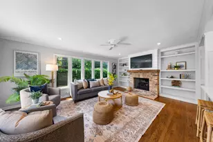 240 Riverside Dr, Northfield, IL 60093 - Photo 15