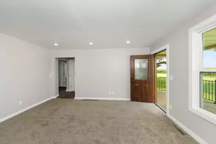 2711 E 800 North Rd, Wenona, IL 61377 - Photo 9