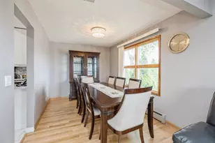 6614 Kane Ave, Hodgkins, IL 60525 - Photo 5