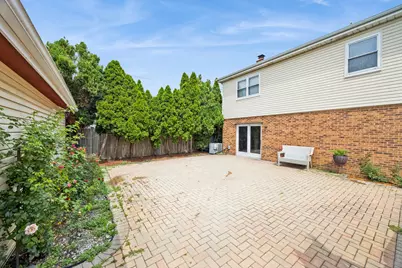 6614 Kane Avenue, Hodgkins, IL 60525 - Photo 23