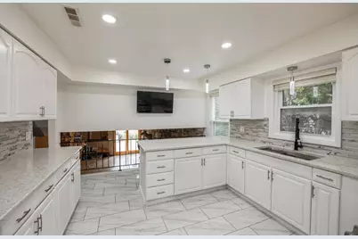 6614 Kane Avenue, Hodgkins, IL 60525 - Photo 7