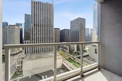 240 E Illinois Street #1605, Chicago, IL 60611 - Photo 9