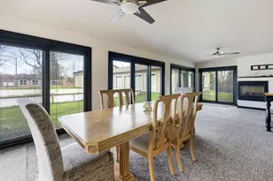 41W072 Bowes Rd, Elgin, IL 60124 - Photo 13