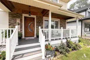 124 Sunrise Ave, Willowbrook, IL 60527 - Photo 3