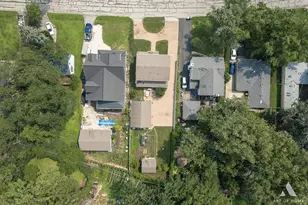 124 Sunrise Ave, Willowbrook, IL 60527 - Photo 7